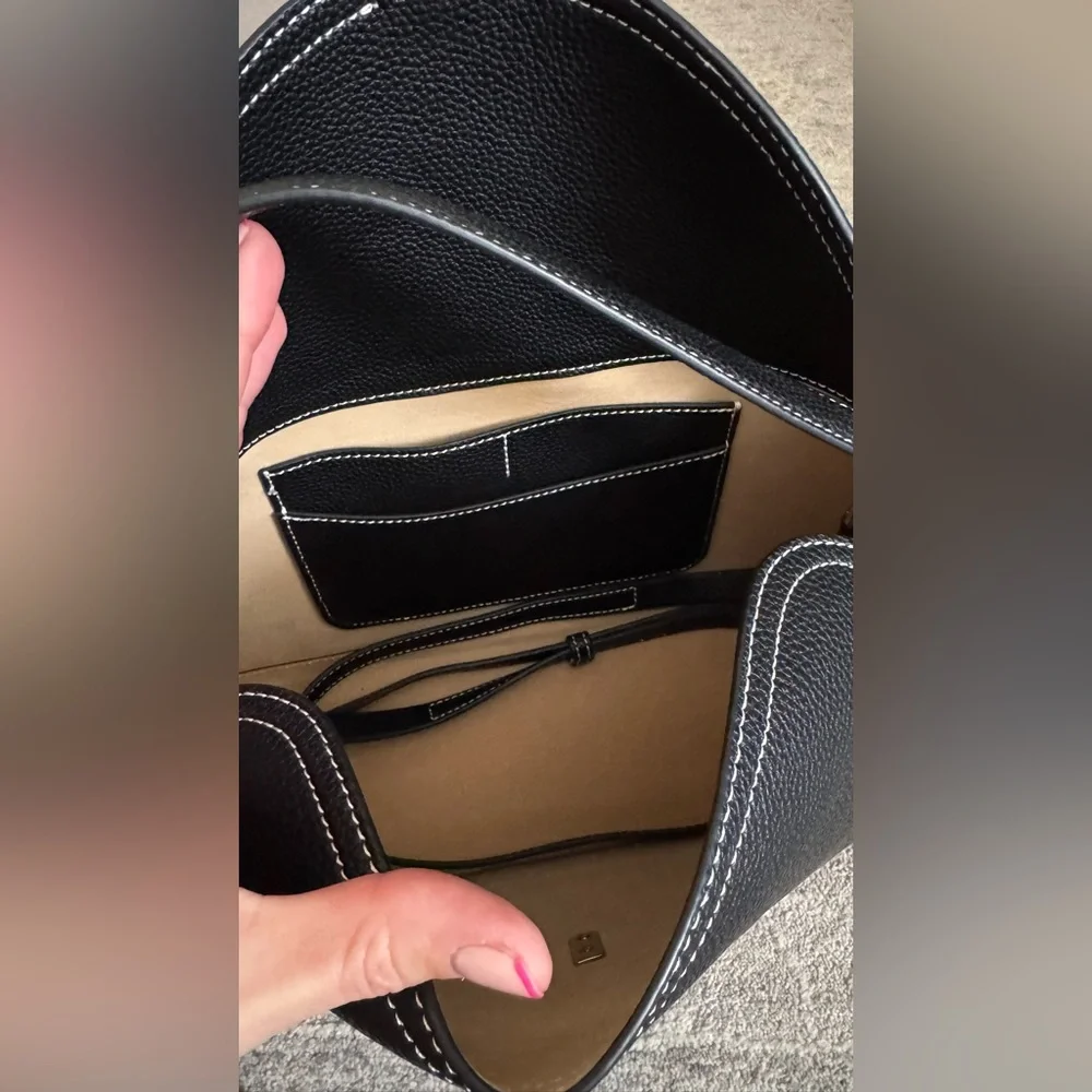 T Lock Black shoulder/crossbody bag - Picture 5 of 11